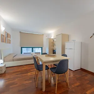 interno-14.lecce-hotels.com/
