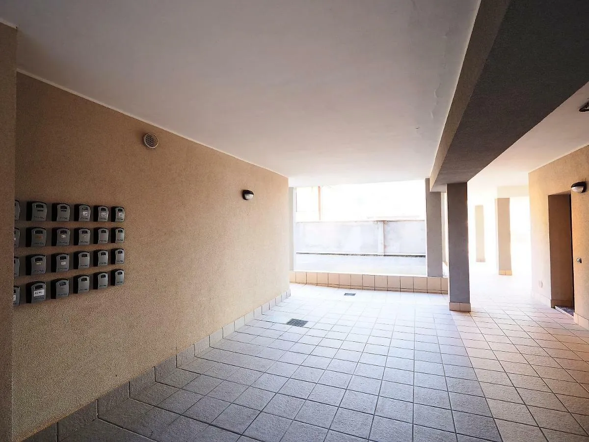 5 Lake Sweet Home Acquaseria Apartment