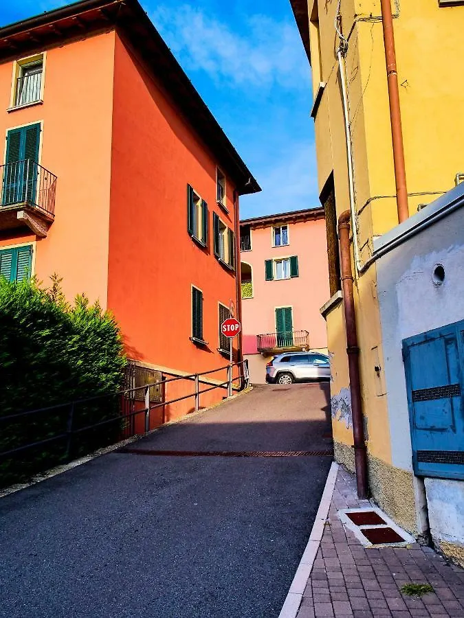 5 Lake Sweet Home Acquaseria Apartment